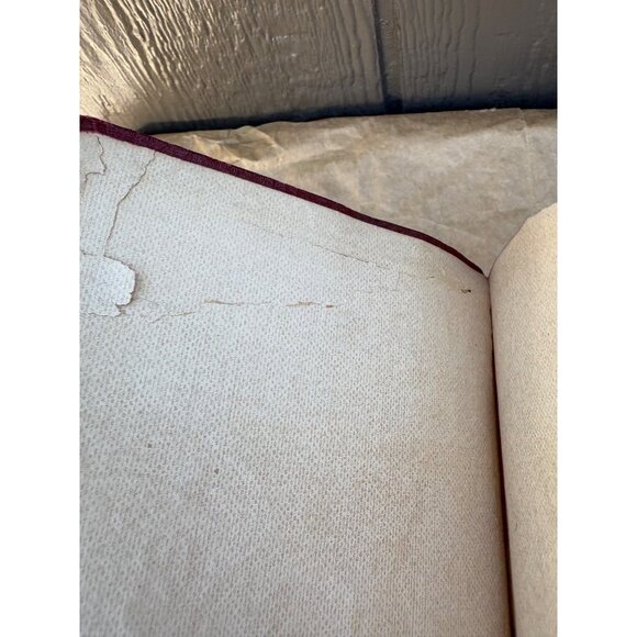 Complete Works of William Shakespeare Embossed Red Leather Hardcover Book 1926 - Picture 8 of 16